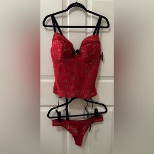 Adore Me Moreen Contour Plus Lace Bustier